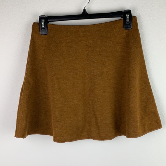 Zara Mini Skirt NWT - Picture 2 of 4